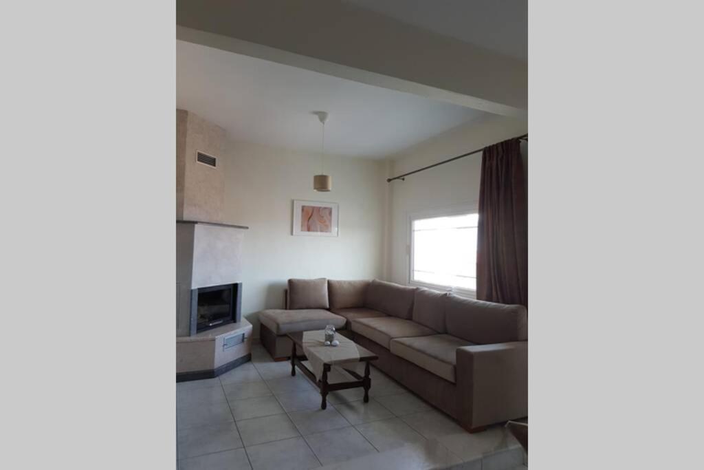 ~Melhouse~ Next To The Sea, Spacious, Bright Olympiada Exteriör bild